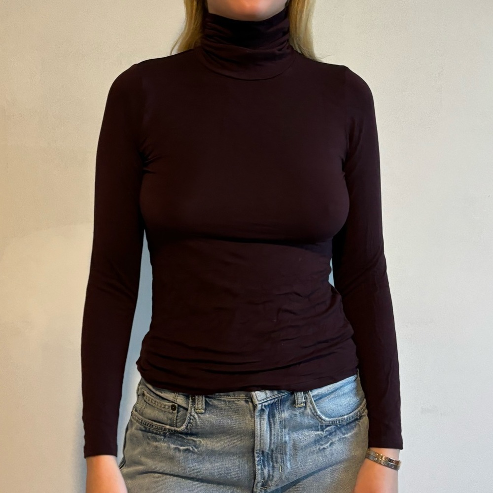 Majestic Filatures Paris Turtleneck